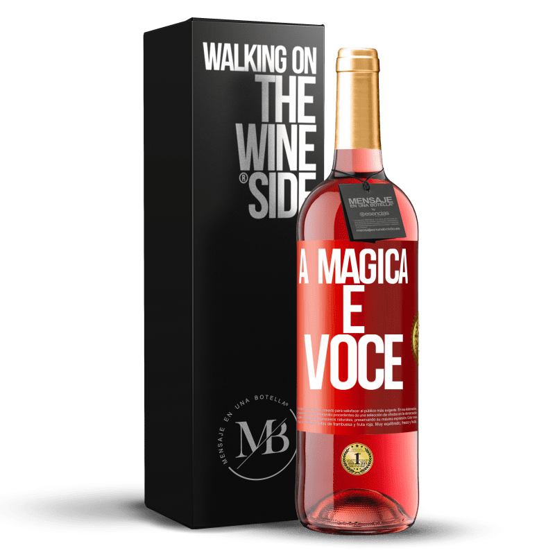 29,95 € Envio grátis | Vinho rosé Edição ROSÉ A mágica é você Etiqueta Vermelha. Etiqueta personalizável Vinho jovem Colheita 2023 Tempranillo