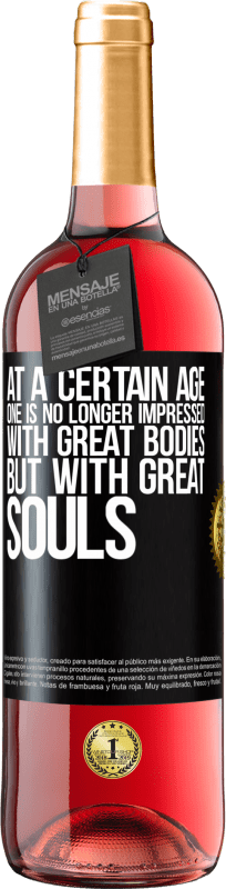 29,95 € | Rosé Wine ROSÉ Edition At a certain age one is no longer impressed with great bodies, but with great souls Black Label. Customizable label Young wine Harvest 2025 Tempranillo