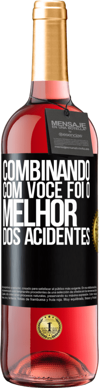 29,95 € Envio grátis | Vinho rosé Edição ROSÉ Combinando com você foi o melhor dos acidentes Etiqueta Preta. Etiqueta personalizável Vinho jovem Colheita 2025 Tempranillo