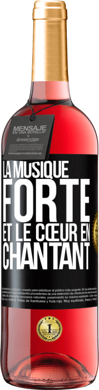 29,95 € | Vin rosé Édition ROSÉ La musique forte et le cœur en chantant Étiquette Noire. Étiquette personnalisable Vin jeune Récolte 2024 Tempranillo