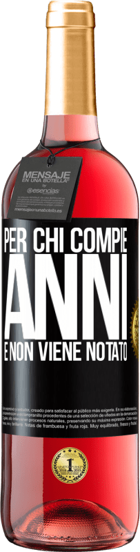 29,95 € Spedizione Gratuita | Vino rosato Edizione ROSÉ Per chi compie anni e non viene notato Etichetta Nera. Etichetta personalizzabile Vino giovane Raccogliere 2025 Tempranillo