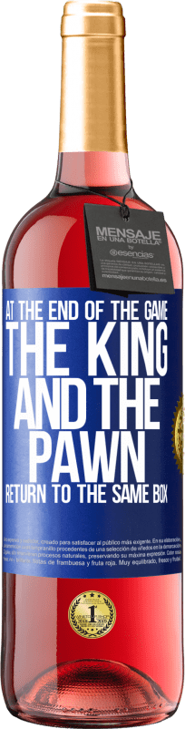 29,95 € | Rosé Wine ROSÉ Edition At the end of the game, the king and the pawn return to the same box Blue Label. Customizable label Young wine Harvest 2024 Tempranillo