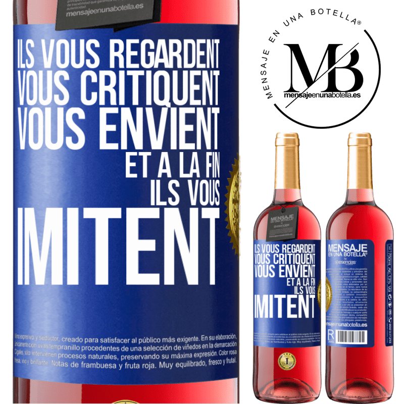 29,95 € Envoi gratuit | Vin rosé Édition ROSÉ Ils vous regardent, vous critiquent vous envient... et à la fin ils vous imitent Étiquette Bleue. Étiquette personnalisable Vin jeune Récolte 2025 Tempranillo