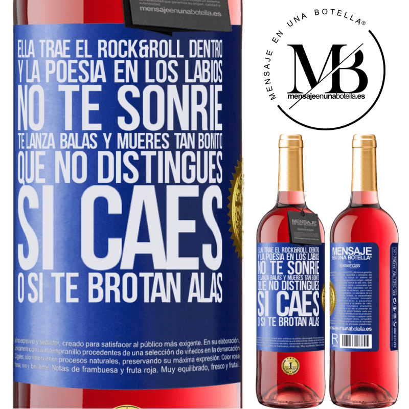 29,95 € Envío gratis | Vino Rosado Edición ROSÉ Ella trae el Rock&Roll dentro y la poesía en los labios. No te sonríe, te lanza balas, y mueres tan bonito, que no Etiqueta Azul. Etiqueta personalizable Vino joven Cosecha 2025 Tempranillo