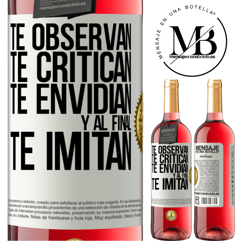 29,95 € Envío gratis | Vino Rosado Edición ROSÉ Te observan, te critican, te envidian… y al final, te imitan Etiqueta Blanca. Etiqueta personalizable Vino joven Cosecha 2025 Tempranillo
