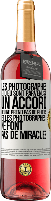 29,95 € Envoi gratuit | Vin rosé Édition ROSÉ Les photographes et Dieu sont parvenus à un accord. Dieu ne prend pas de photos et les photographes ne font pas de miracles Étiquette Blanche. Étiquette personnalisable Vin jeune Récolte 2023 Tempranillo