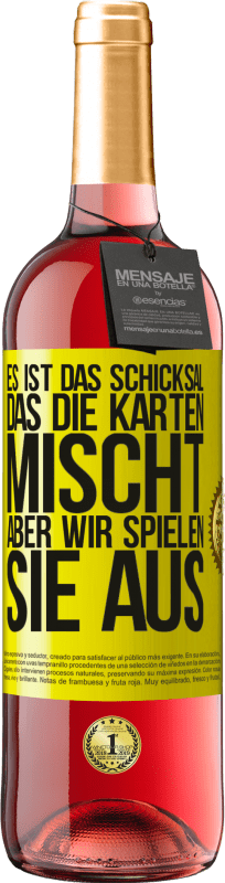 29,95 € | Roséwein ROSÉ Ausgabe Das Schicksal mischt die Karten, und wir spielen. Gelbes Etikett. Anpassbares Etikett Junger Wein Ernte 2025 Tempranillo