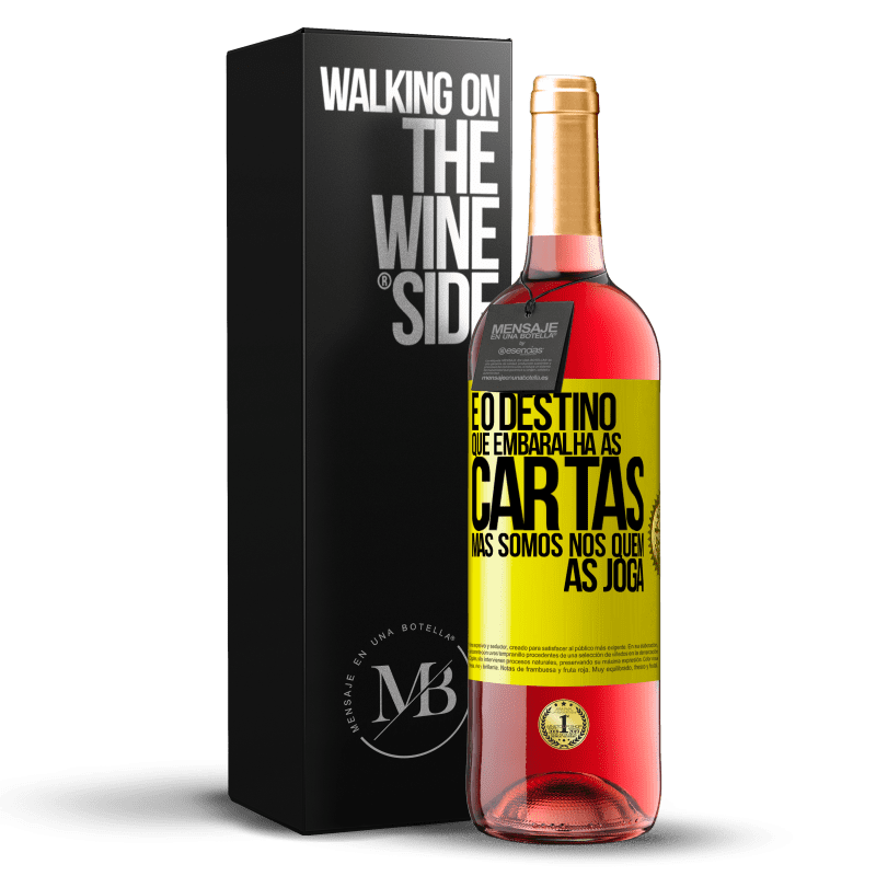 29,95 € Envio grátis | Vinho rosé Edição ROSÉ É o destino que embaralha as cartas, mas somos nós quem as joga Etiqueta Amarela. Etiqueta personalizável Vinho jovem Colheita 2024 Tempranillo