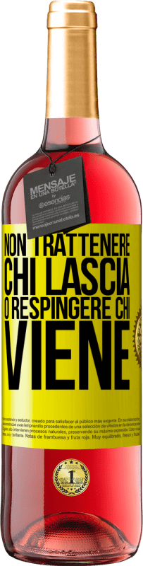 29,95 € Spedizione Gratuita | Vino rosato Edizione ROSÉ Non trattenere chi lascia o respingere chi viene Etichetta Gialla. Etichetta personalizzabile Vino giovane Raccogliere 2024 Tempranillo