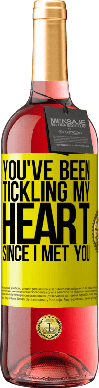 29,95 € Free Shipping | Rosé Wine ROSÉ Edition You've been tickling my heart since I met you Yellow Label. Customizable label Young wine Harvest 2025 Tempranillo