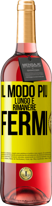 29,95 € Spedizione Gratuita | Vino rosato Edizione ROSÉ Il modo più lungo è rimanere fermi Etichetta Gialla. Etichetta personalizzabile Vino giovane Raccogliere 2025 Tempranillo
