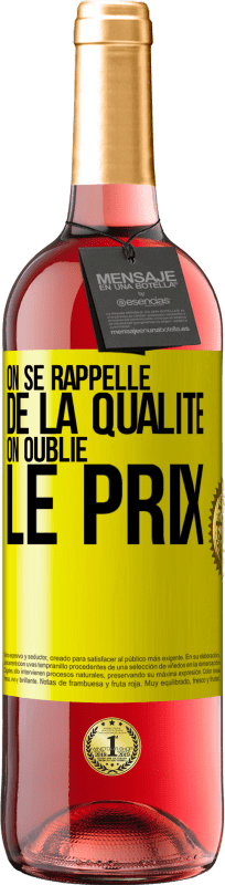 29,95 € | Vin rosé Édition ROSÉ On se rappelle de la qualité, on oublie le prix Étiquette Jaune. Étiquette personnalisable Vin jeune Récolte 2024 Tempranillo