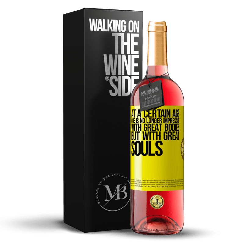 29,95 € Free Shipping | Rosé Wine ROSÉ Edition At a certain age one is no longer impressed with great bodies, but with great souls Yellow Label. Customizable label Young wine Harvest 2023 Tempranillo