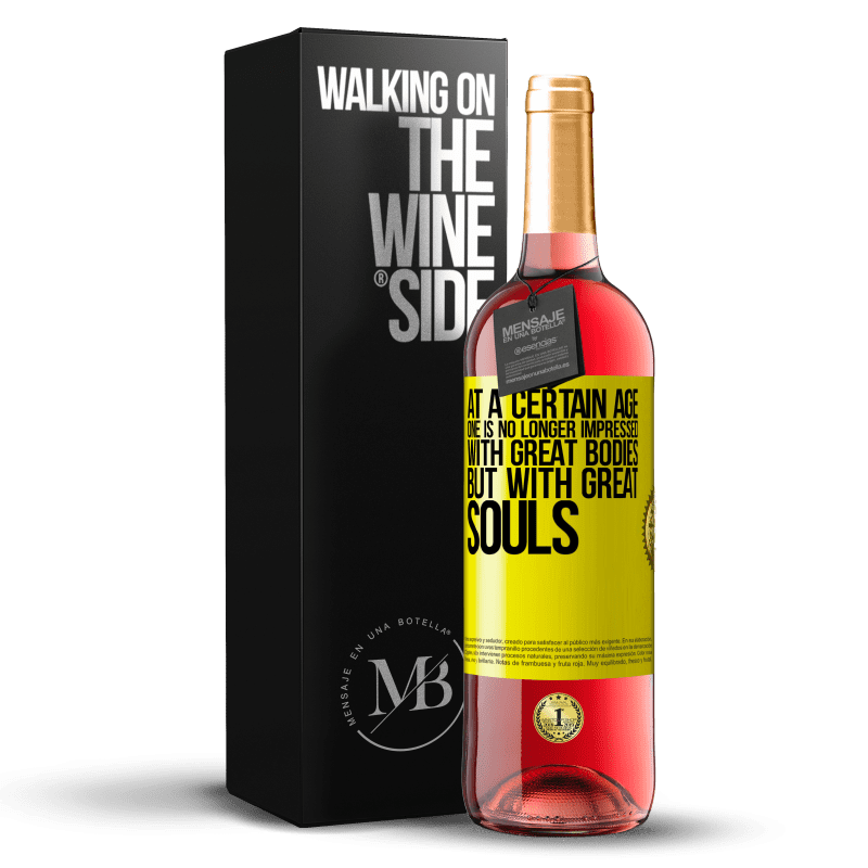 29,95 € Free Shipping | Rosé Wine ROSÉ Edition At a certain age one is no longer impressed with great bodies, but with great souls Yellow Label. Customizable label Young wine Harvest 2024 Tempranillo