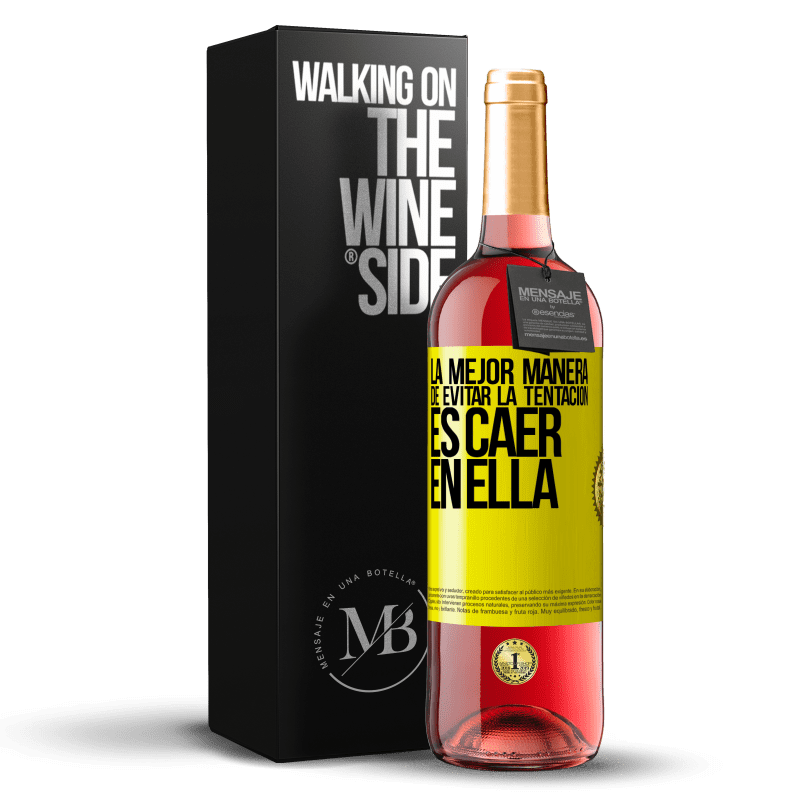 29,95 € Envío gratis | Vino Rosado Edición ROSÉ La mejor manera de evitar la tentación es caer en ella Etiqueta Amarilla. Etiqueta personalizable Vino joven Cosecha 2025 Tempranillo