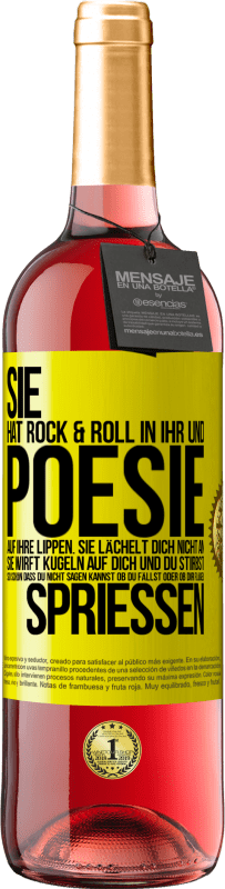 29,95 € Kostenloser Versand | Roséwein ROSÉ Ausgabe Sie hat Rock & Roll in ihr und Poesie auf ihre Lippen. Sie lächelt dich nicht an, sie wirft Kugeln auf dich und du stirbst so sc Gelbes Etikett. Anpassbares Etikett Junger Wein Ernte 2025 Tempranillo