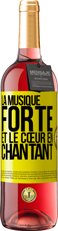 29,95 € | Vin rosé Édition ROSÉ La musique forte et le cœur en chantant Étiquette Jaune. Étiquette personnalisable Vin jeune Récolte 2024 Tempranillo