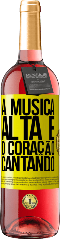 29,95 € | Vinho rosé Edição ROSÉ A música alta e o coração cantando Etiqueta Amarela. Etiqueta personalizável Vinho jovem Colheita 2024 Tempranillo