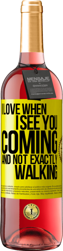 29,95 € 送料無料 | ロゼワイン ROSÉエディション あなたが来て、正確に歩いていないのを見ると私は大好きです 黄色のラベル. カスタマイズ可能なラベル 若いワイン 収穫 2025 Tempranillo