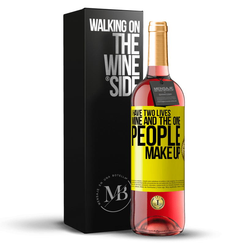 29,95 € 免费送货 | 桃红葡萄酒 ROSÉ版 我有两个生命。我和一个人组成 黄色标签. 可自定义的标签 青年酒 收成 2024 Tempranillo