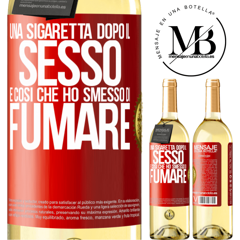 29,95 € Spedizione Gratuita | Vino bianco Edizione WHITE Una sigaretta dopo il sesso. È così che ho smesso di fumare Etichetta Rossa. Etichetta personalizzabile Vino giovane Raccogliere 2023 Verdejo