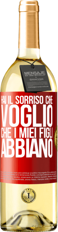 29,95 € Spedizione Gratuita | Vino bianco Edizione WHITE Hai il sorriso che voglio che i miei figli abbiano Etichetta Rossa. Etichetta personalizzabile Vino giovane Raccogliere 2023 Verdejo