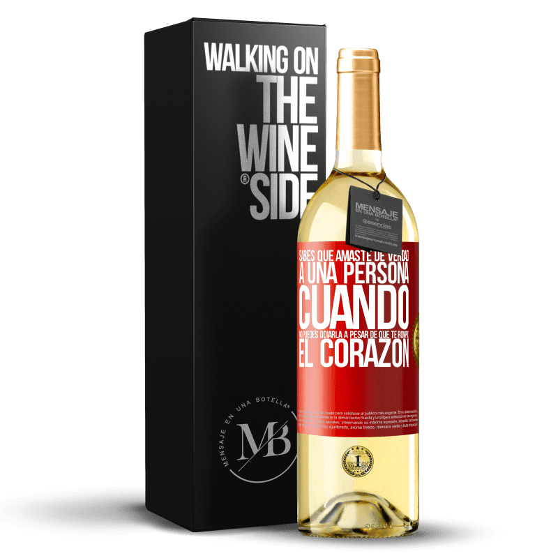 29,95 € Envoi gratuit | Vin blanc Édition WHITE Tu sais que tu aimais vraiment une personne quand tu ne peux pas la haïr même s'il t'a brisé le cœur Étiquette Rouge. Étiquette personnalisable Vin jeune Récolte 2022 Verdejo