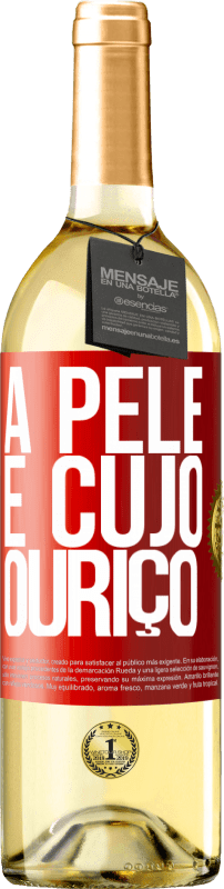 29,95 € | Vinho branco Edição WHITE A pele é cujo ouriço Etiqueta Vermelha. Etiqueta personalizável Vinho jovem Colheita 2023 Verdejo