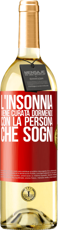 29,95 € | Vino bianco Edizione WHITE L'insonnia viene curata dormendo con la persona che sogni Etichetta Rossa. Etichetta personalizzabile Vino giovane Raccogliere 2025 Verdejo
