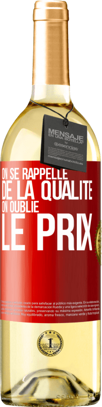 29,95 € | Vin blanc Édition WHITE On se rappelle de la qualité, on oublie le prix Étiquette Rouge. Étiquette personnalisable Vin jeune Récolte 2024 Verdejo