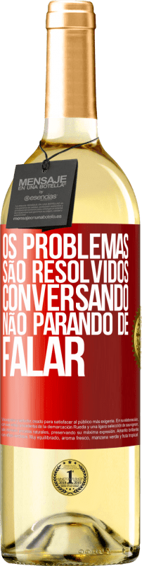 29,95 € Envio grátis | Vinho branco Edição WHITE Os problemas são resolvidos conversando, não parando de falar Etiqueta Vermelha. Etiqueta personalizável Vinho jovem Colheita 2025 Verdejo