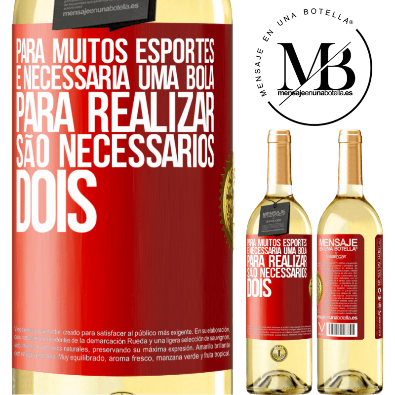 29,95 € Envio grátis | Vinho branco Edição WHITE Para muitos esportes, é necessária uma bola. Para realizar, são necessários dois Etiqueta Vermelha. Etiqueta personalizável Vinho jovem Colheita 2024 Verdejo