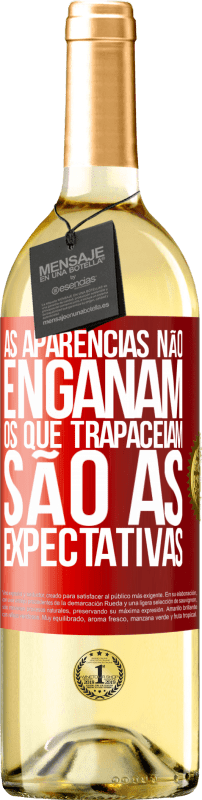 29,95 € | Vinho branco Edição WHITE As aparências não enganam. Os que trapaceiam são as expectativas Etiqueta Vermelha. Etiqueta personalizável Vinho jovem Colheita 2025 Verdejo
