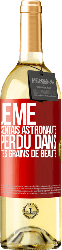 29,95 € | Vin blanc Édition WHITE Je me sentais astronaute, perdu dans tes grains de beauté Étiquette Rouge. Étiquette personnalisable Vin jeune Récolte 2024 Verdejo