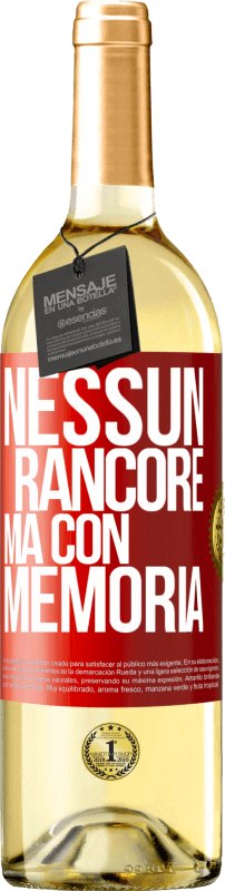 29,95 € | Vino bianco Edizione WHITE Nessun rancore, ma con memoria Etichetta Rossa. Etichetta personalizzabile Vino giovane Raccogliere 2024 Verdejo