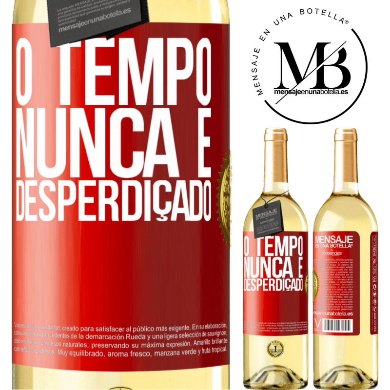 29,95 € Envio grátis | Vinho branco Edição WHITE O tempo nunca é desperdiçado Etiqueta Vermelha. Etiqueta personalizável Vinho jovem Colheita 2023 Verdejo