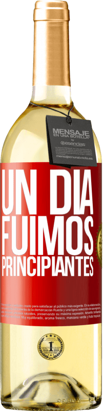 29,95 € Envío gratis | Vino Blanco Edición WHITE Un día fuimos principiantes Etiqueta Roja. Etiqueta personalizable Vino joven Cosecha 2025 Verdejo