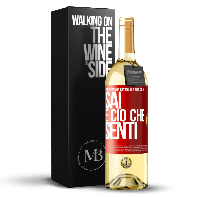 29,95 € Spedizione Gratuita | Vino bianco Edizione WHITE La tua peggior battaglia è tra ciò che sai e ciò che senti Etichetta Rossa. Etichetta personalizzabile Vino giovane Raccogliere 2025 Verdejo