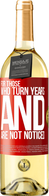29,95 € | 白葡萄酒 WHITE版 对于那些年复一年而没有被注意的人 红色标签. 可自定义的标签 青年酒 收成 2023 Verdejo