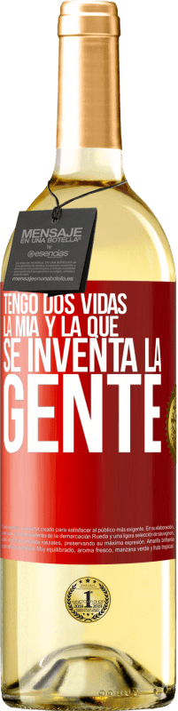 Envío gratis | Vino Blanco Edición WHITE Tengo dos vidas. La mía y la que se inventa la gente Etiqueta Roja. Etiqueta personalizable Vino joven Cosecha 2023 Verdejo