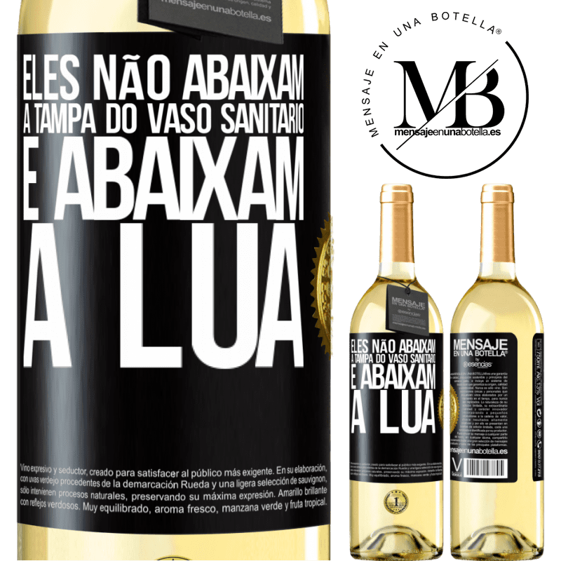 29,95 € Envio grátis | Vinho branco Edição WHITE Eles não abaixam a tampa do vaso sanitário e abaixam a lua Etiqueta Preta. Etiqueta personalizável Vinho jovem Colheita 2024 Verdejo