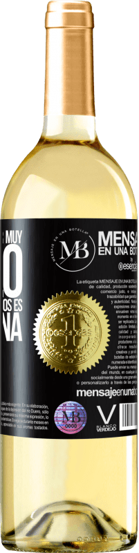 «El gallo puede ser muy gallo, pero la de los huevos es la gallina» Edición WHITE