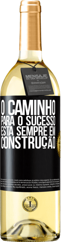 29,95 € | Vinho branco Edição WHITE O caminho para o sucesso está sempre em construção Etiqueta Preta. Etiqueta personalizável Vinho jovem Colheita 2024 Verdejo