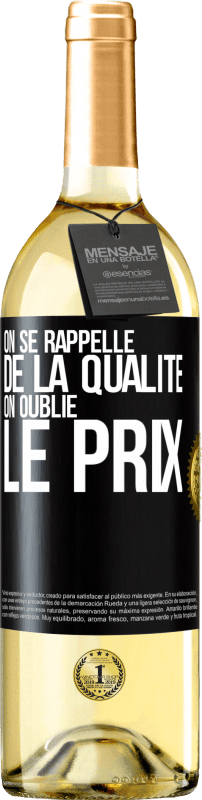 29,95 € | Vin blanc Édition WHITE On se rappelle de la qualité, on oublie le prix Étiquette Noire. Étiquette personnalisable Vin jeune Récolte 2024 Verdejo