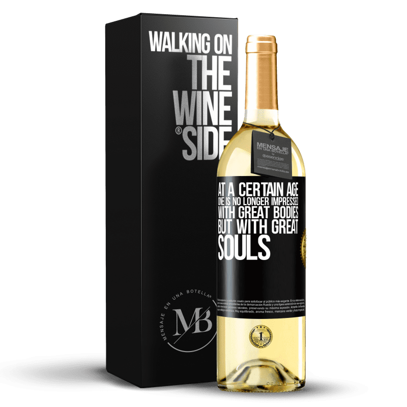 29,95 € Free Shipping | White Wine WHITE Edition At a certain age one is no longer impressed with great bodies, but with great souls Black Label. Customizable label Young wine Harvest 2023 Verdejo