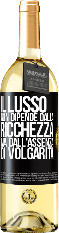 29,95 € | Vino bianco Edizione WHITE Il lusso non dipende dalla ricchezza, ma dall'assenza di volgarità Etichetta Nera. Etichetta personalizzabile Vino giovane Raccogliere 2023 Verdejo