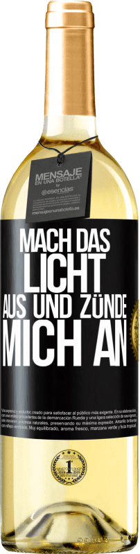 29,95 € | Weißwein WHITE Ausgabe Mach das Licht aus und zünde mich an Schwarzes Etikett. Anpassbares Etikett Junger Wein Ernte 2024 Verdejo