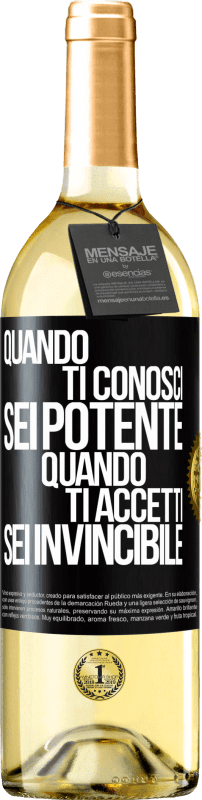 Spedizione Gratuita | Vino bianco Edizione WHITE Quando ti conosci, sei potente. Quando ti accetti, sei invincibile Etichetta Nera. Etichetta personalizzabile Vino giovane Raccogliere 2023 Verdejo