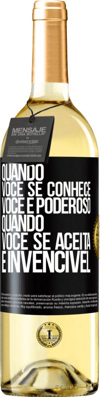 29,95 € Envio grátis | Vinho branco Edição WHITE Quando você se conhece, você é poderoso. Quando você se aceita, é invencível Etiqueta Preta. Etiqueta personalizável Vinho jovem Colheita 2025 Verdejo