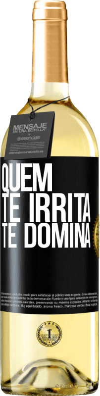 29,95 € | Vinho branco Edição WHITE Quem te irrita, te domina Etiqueta Preta. Etiqueta personalizável Vinho jovem Colheita 2024 Verdejo